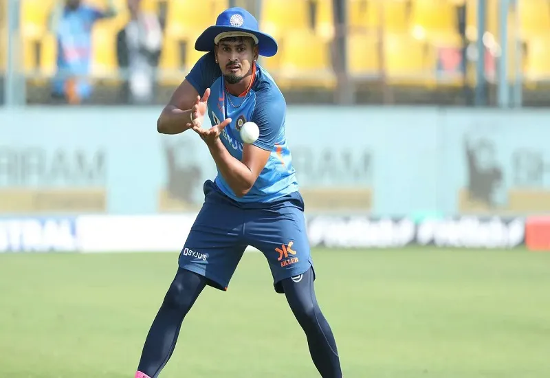 India vs New Zealand : टीम इंडिया को बड़ा झटका, श्रेयस अय्यर न्यूजीलैंड के खिलाफ वनडे सीरीज से हुए बाहर