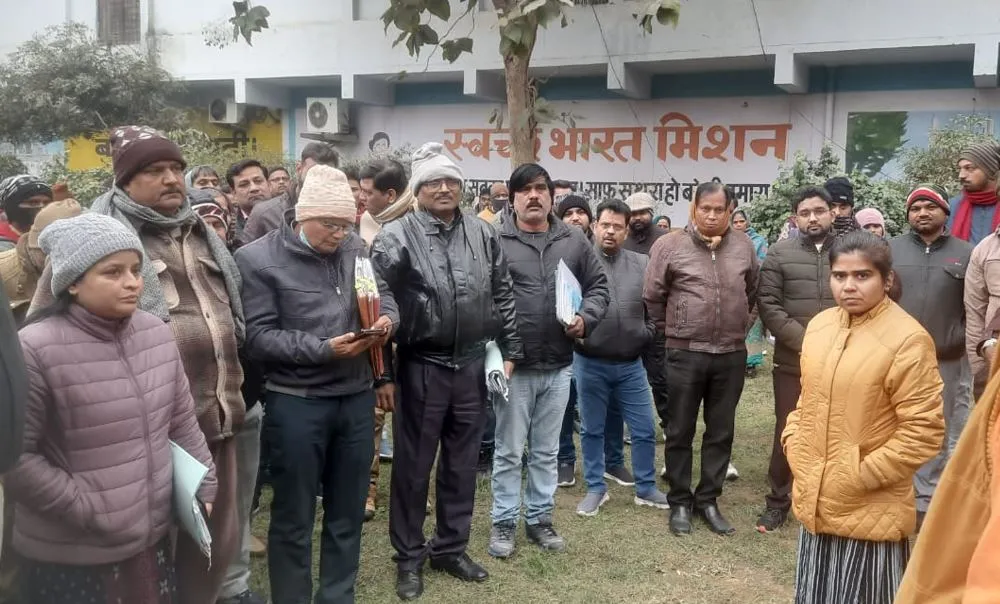 बरेली: स्वच्छता एप करें डाउनलोड, कहीं गंदगी दिखे तो भेजें फोटो 