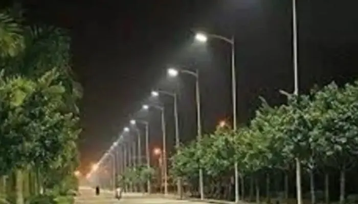 750 स्ट्रीट लाइटों से जगमगाएगा मेट्रो रूट, Kanpur Nagar Nigam दो करोड़ रुपये से IIT से ब्रजेंद्र स्वरूप पार्क तक लगाएगा