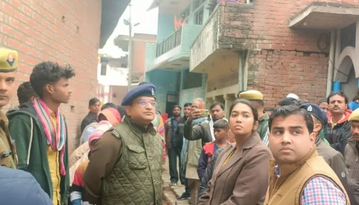 Unnao Accident : पिता-पुत्र, मां-बेटी व दो अन्य शव गांव पहुंचते ही मची चीत्कार, करूण कंद्रन देख हर आंख हुई नम