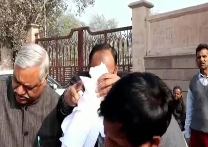 श्रीरामचरितमानस की प्रतियां जलाने में 5 गिरफ्तार, PGI थाने में स्वामी प्रसाद मौर्य समेत 10 पर हुई है FIR