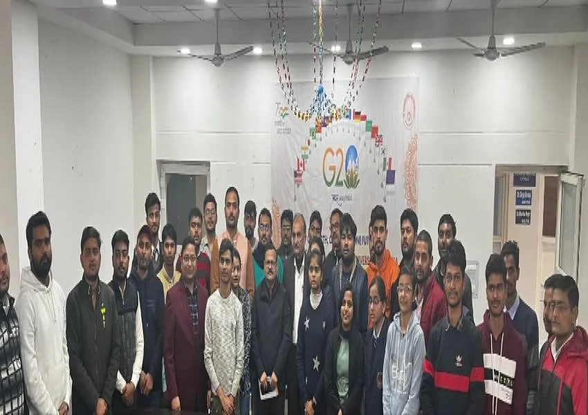 अयोध्या: जी-20 को लेकर अवध विश्वविद्यालय में हुई वाद-विवाद प्रतियोगिता