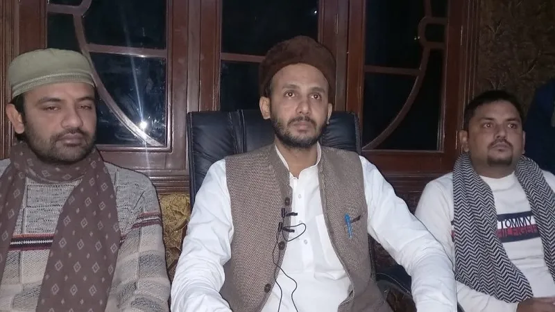 डॉ. बर्क का राजनीति में कोई छोटा कद नहीं है : जियाउर्रहमान 