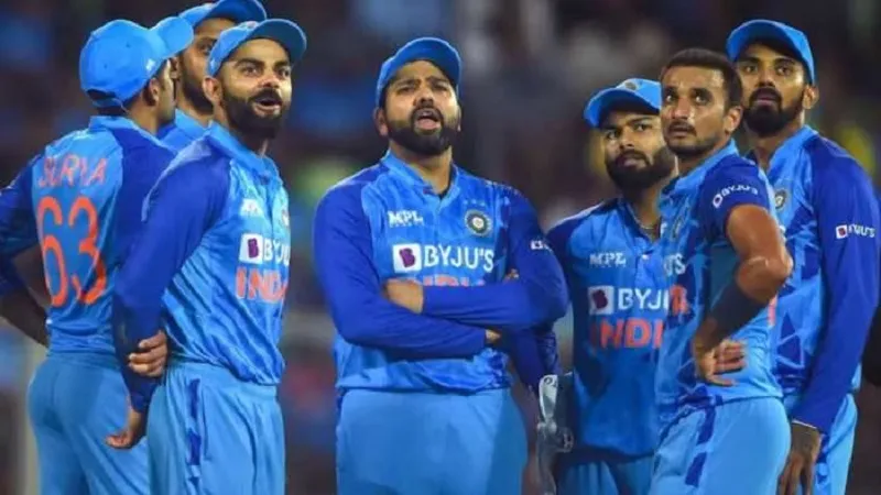 IND vs NZ: दूसरे वनडे से पहले टीम इंडिया को लगा झटका, आईसीसी ने ठोका 60 प्रतिशत  मैच फीस का जुर्माना