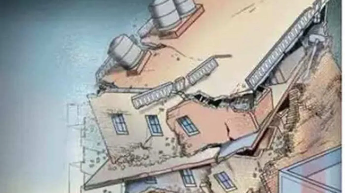 काशीपुरः निर्माणधीन आरओबी का मलबा गिरा, बड़ी दुर्घटना बची