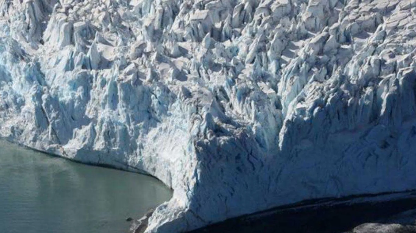 Uttarakhand News: जलवायु परिवर्तन बड़ी समस्या, हिमालय क्षेत्र में हर साल 10 मीटर खिसक रहे ग्लेशियर 