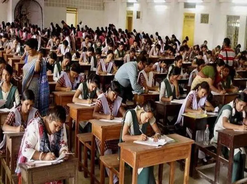 हाईस्कूल और इंटर की परीक्षा में इस बार शामिल होगे बुलंदशहर जनपद के 16,743 छात्र 