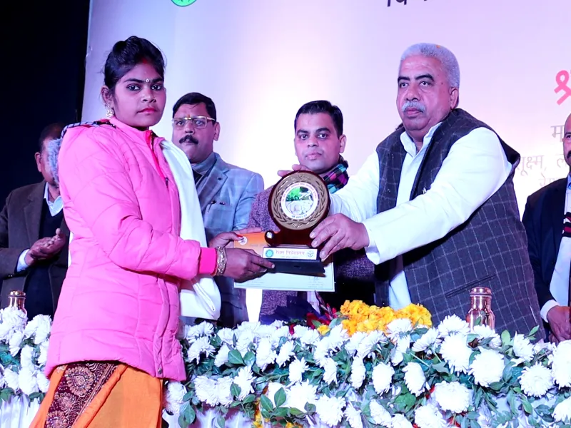 vlcsnap-2023-01-19-19h07m37s833 (2)