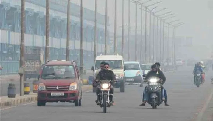 Kanpur Weather News : रात की सर्दी ने तोड़ा 20 साल का रिकार्ड, बर्फीली हवा ने बढ़ाई गलन