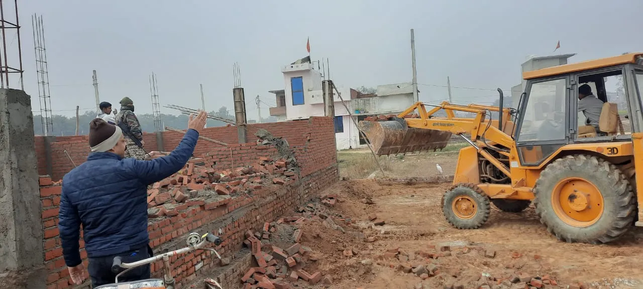 बरेली: BDA की बड़ी कार्रवाई, अवैध कॉलोनियों को किया ध्वस्त