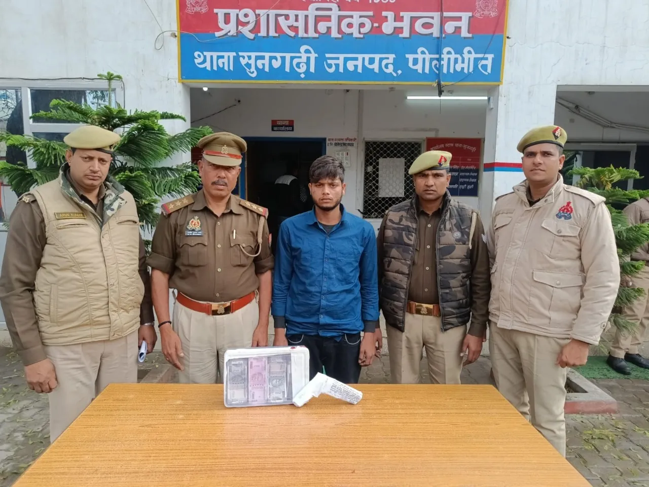 पीलीभीत: मुनीम से हुई लूट में एक और गिरफ्तार, 4.40 लाख बरामद