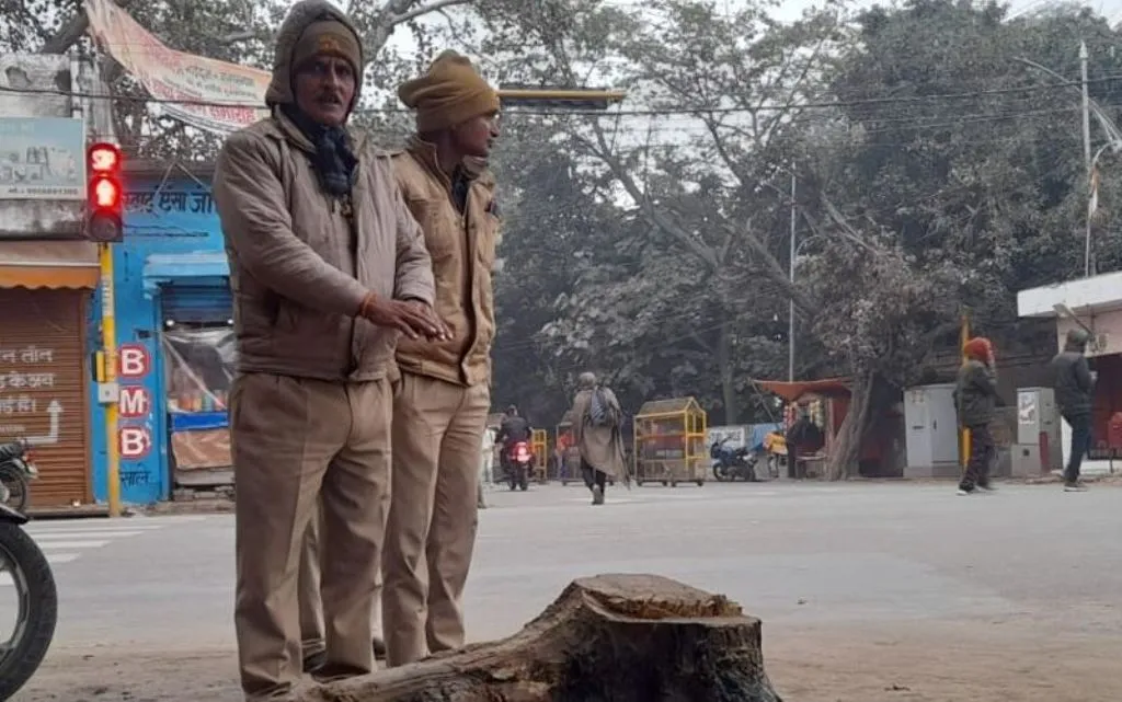 शाहजहांपुर: सबसे ठंडा रहा बुधवार, बुझे रहे नगर निगम के अलाव