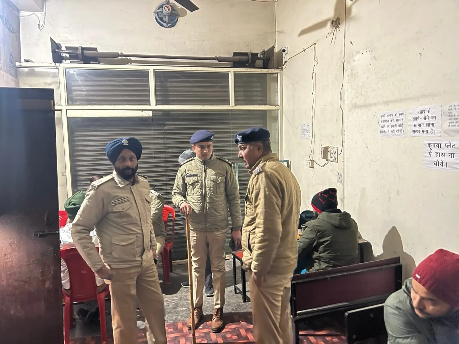 हल्द्वानी: ऑपरेशन इवनिंग स्ट्रोम : शराब पीने-पिलाने वालों से वसूले 37 हजार