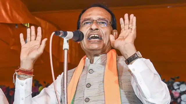 आध्यात्म से औद्योगिक प्रगति को दर्शाती प्रदर्शनी का CM शिवराज ने किया शुभारंभ