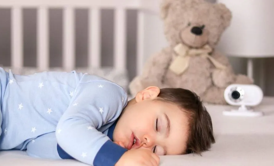 अगर आपका बच्चा भी सोते समय लेता है खर्राटे, इस बीमारी का हो सकता है शिकार, रिसर्च में ये बात आई सामने