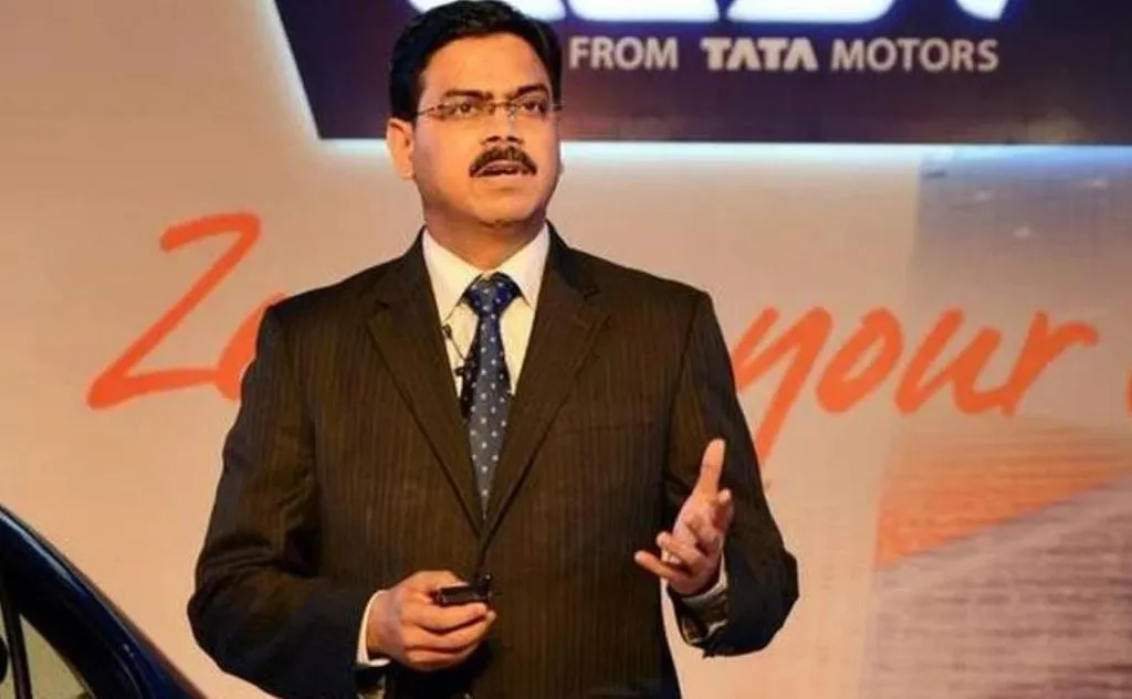 इलेक्ट्रिक वाहनों की पहुंच बढ़ाने के लिए अभी जारी रहें सरकार की योजनाएं: गिरीश वाघ