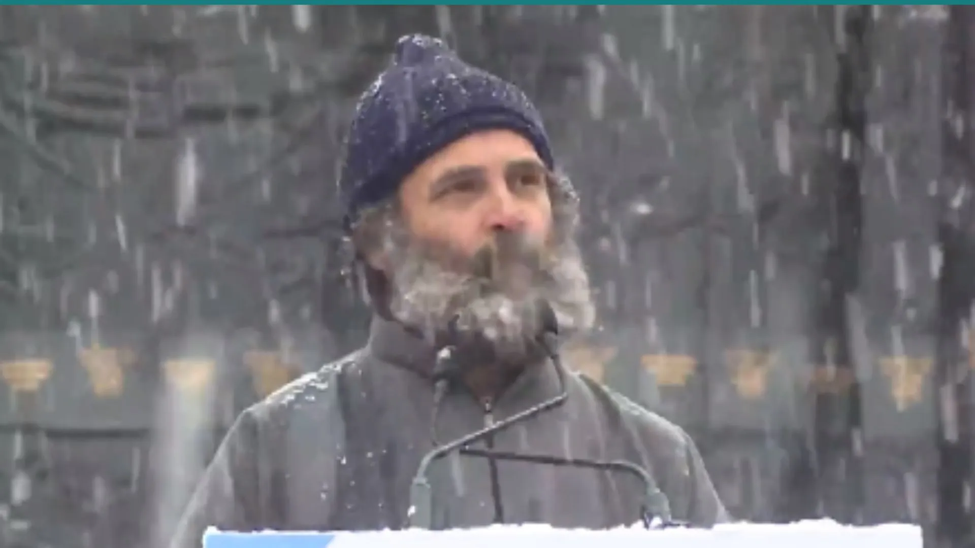 कांग्रेस की भारत जोड़ो यात्रा का समापन : बर्फबारी के बीच राहुल गांधी बोले- जम्मू-कश्मीर के लोगों ने मुझे हैंड ग्रेनेड नहीं, प्यार दिया