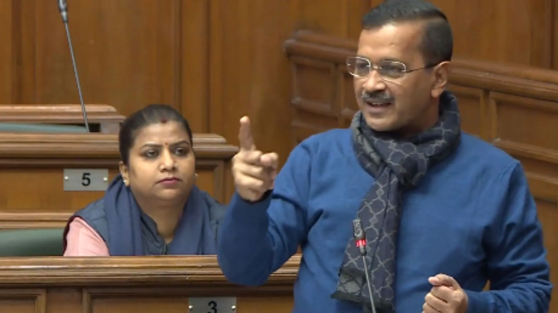 VIDEO - ये LG कौन है? जो हमारे सिर पर आकर बैठ गया : दिल्ली विधानसभा में CM केजरीवाल 