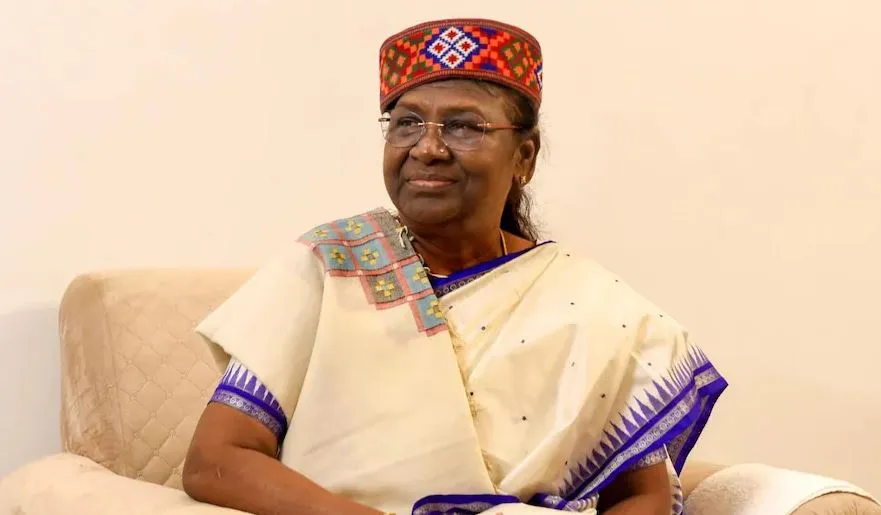 अक्षय ऊर्जा के क्षेत्र की उपलब्धियां ‘नेट जीरो’ उत्सर्जन के संकल्प को मजबूत करने वाली: राष्ट्रपति द्रौपदी मुर्मू