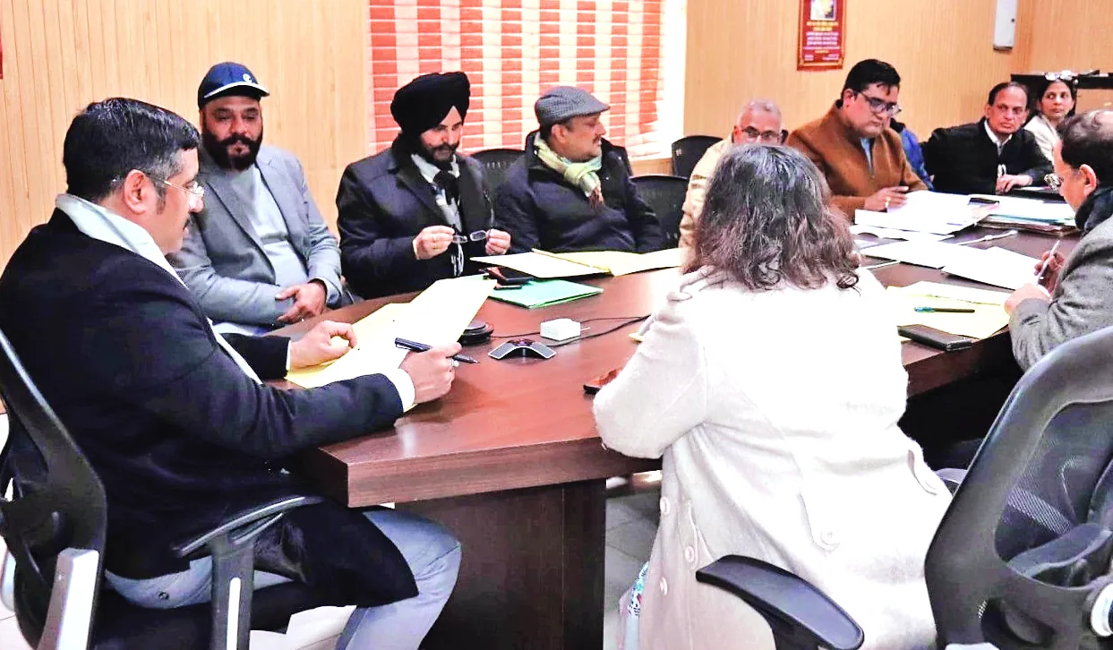 रुद्रपुर: लापरवाही बरतने पर डिस्ट्रिक्ट कोऑर्डिनेटर का वेतन रोका