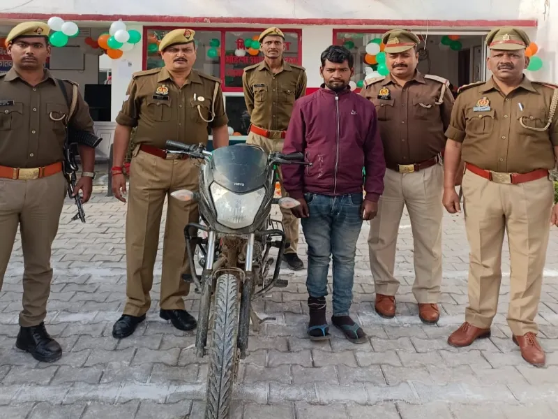 बहराइच : चोरी की बाइक के साथ आरोपित गिरफ्तार