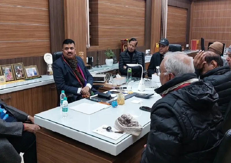 बहराइच : इन्वेस्टर्स शिखर सम्मेलन 06 को, डीएम ने उद्यमियों के साथ किया मंथन