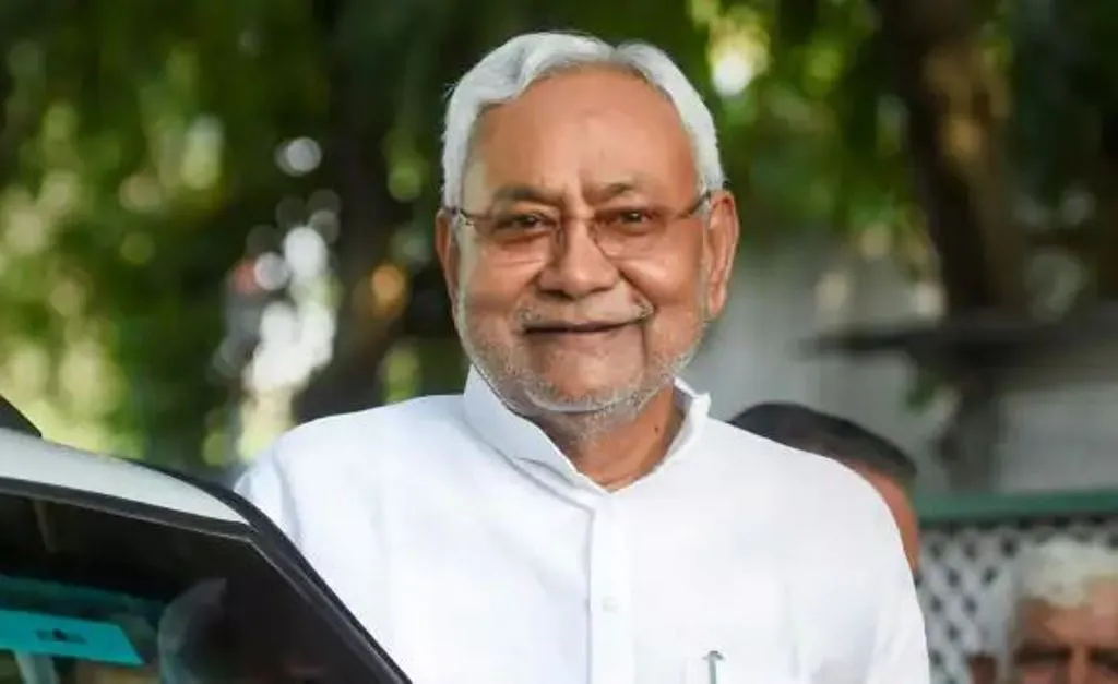 तेजस्वी और ललन से केसीआर के कार्यक्रम में शामिल होने के लिये कहा है: नीतीश कुमार