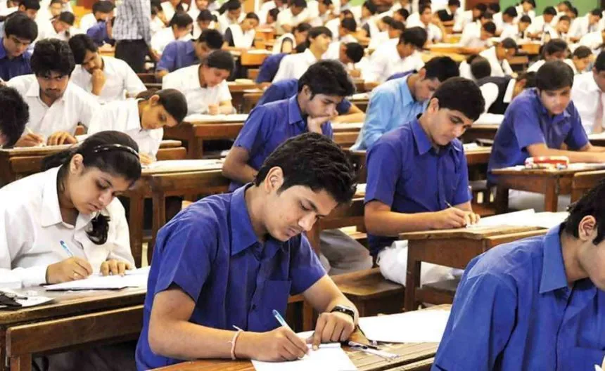 बरेली: परीक्षा केंद्र पर लापरवाही मिली तो व्यवस्थापक के खिलाफ होगी कार्रवाई