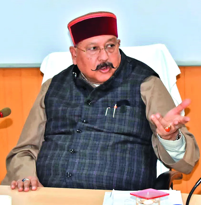 देहरादूनः चारधाम यात्रा की तैयारियों को लेकर PWD मंत्री ने की समीक्षा बैठक