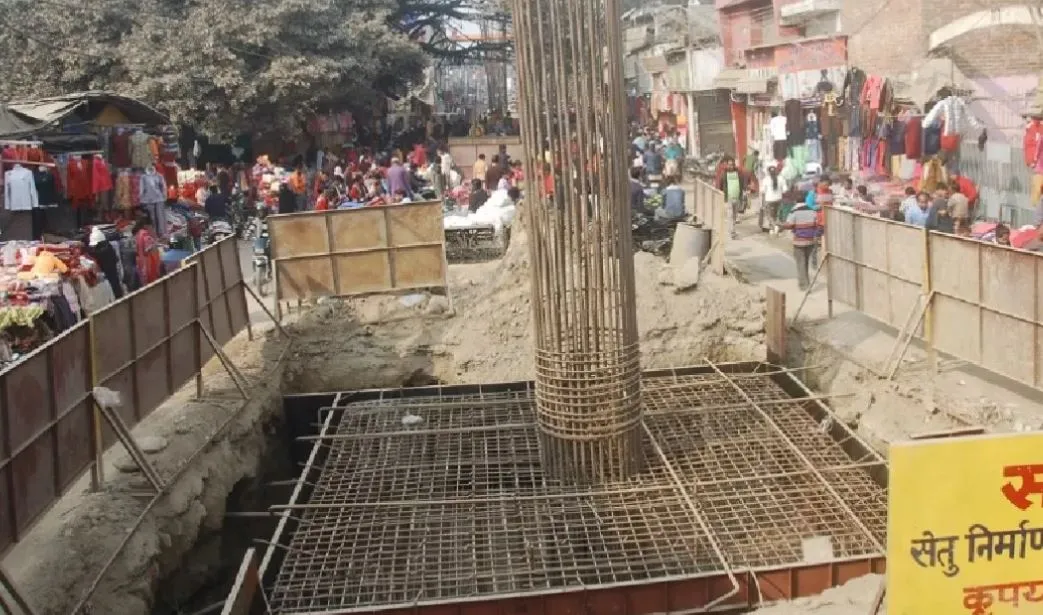 कुतुबखाना पुल: वादों से शुरुआत... बेबसी में अटकी रफ्तार