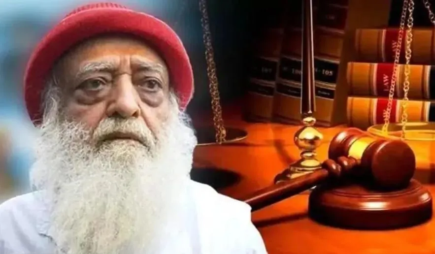 आसाराम को उम्रकैद: शाहजहांपुर की पीड़िता और उसके पिता ने मिठाई बांटकर मनाई खुशी 