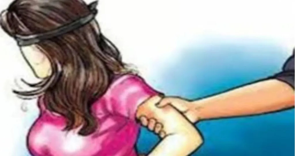 बरेली: शोहदे ने बीच सड़क पर युवती का पकड़ा हाथ, रिपोर्ट दर्ज