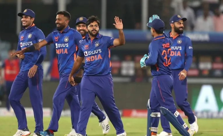 IND vs NZ: पहले वनडे में भारत ने हासिल की शानदार जीत, न्यूजीलैंड को 12 रन से हराया