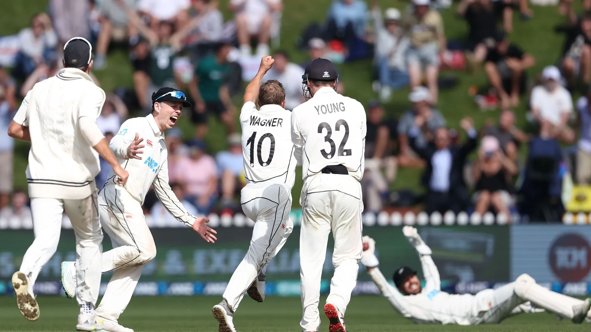 ENG vs NZ : न्यूजीलैंड ने रोमांचक टेस्ट में इंग्लैंड को एक रन से हराया, आखिरी मोमेंट पर पलटी बाजी