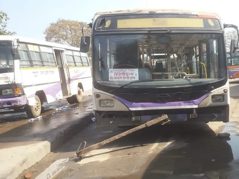 प्रयागराज: महानगर बस सेवा के बेड़े से हटाई गईं 40 अनफिट बसें   