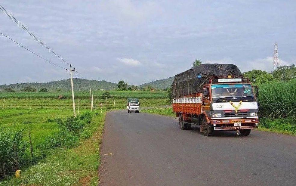 टनकपुर: ठुलीगाड़ भैरव मंदिर मोटर मार्ग में बाहरी वाहनों पर रोक