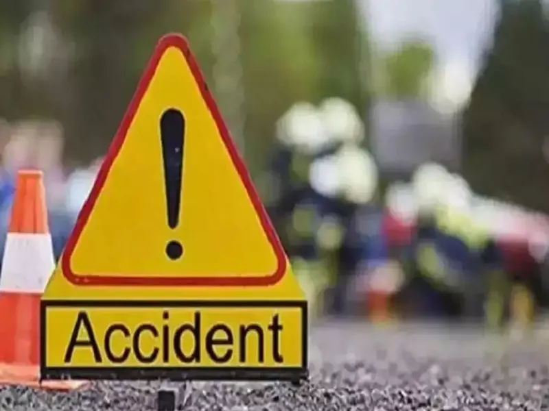 रायबरेली: पीछे बैठी पत्नी की चलती बाइक से गिरकर हुई मौत, पति को नहीं हुआ आभास     
