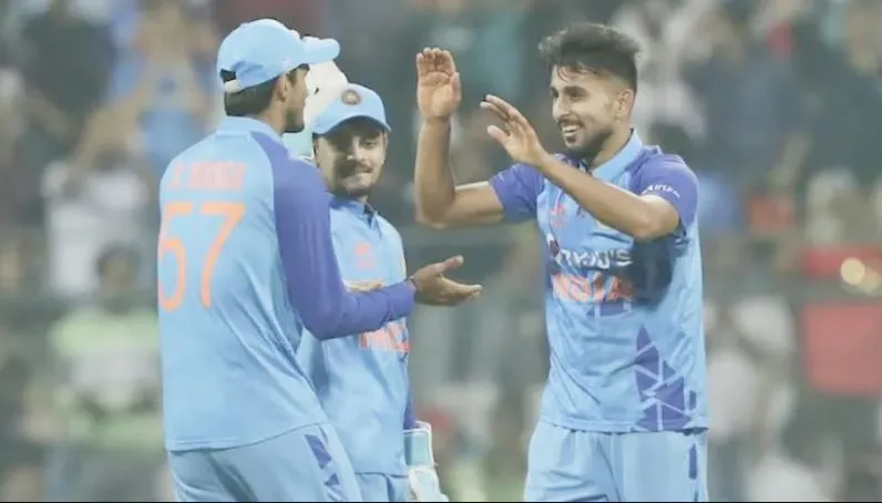 IND Vs NZ 3rd T20: शुभमन गिल और पंड्या का तूफानी प्रदर्शन, न्यूजीलैंड को 168 रन से हराकर सीरीज पर किया कब्जा