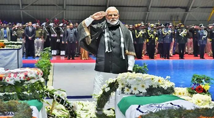 पुलवामा हमले की बरसी : प्रधानमंत्री मोदी ने शहीद जवानों को की श्रद्धांजलि अर्पित  