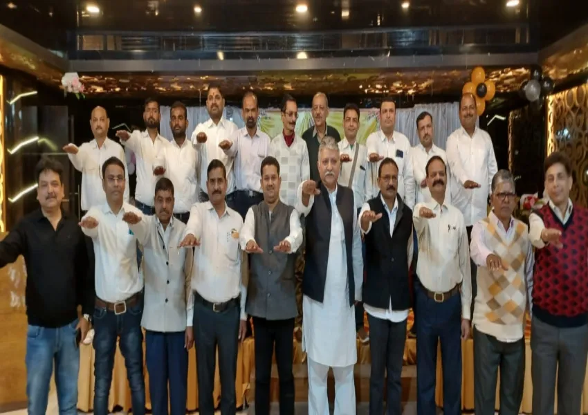 अयोध्या: केमिस्ट एंड ड्रगिस्ट एसोसिएशन के अध्यक्ष बने अवि आनंद