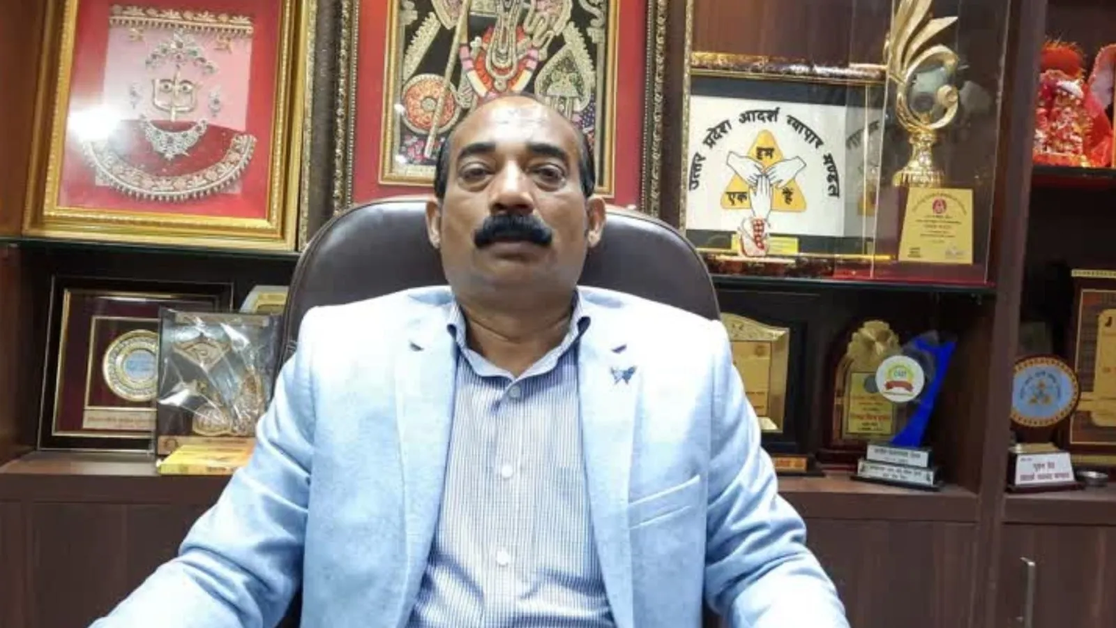 लखनऊ : प्रमुख बाजारों में उत्तर प्रदेश आदर्श व्यापार मंडल करेगा क्षेत्रीय व्यापारी सम्मेलन की शुरुआत