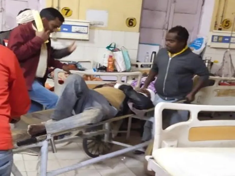 सुलतानपुर: ग्राम प्रधान के पिता पर बदमाशों ने किया जानलेवा हमला, हालत गंभीर  