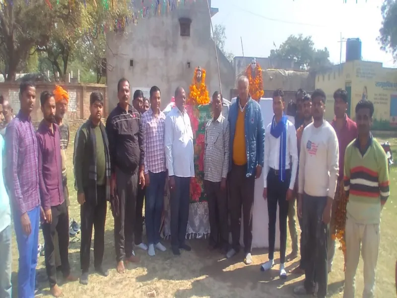 Ravidas Jayanti: खीरों में स्थापित की गई संत रविदास की प्रतिमा, RSS ने आयोजित किया कार्यक्रम 