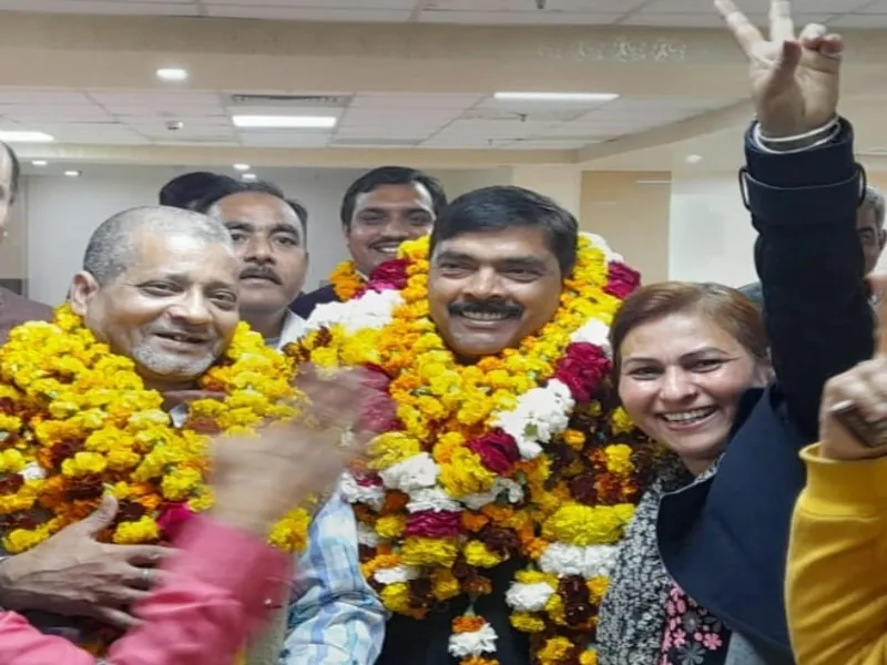 पीजीआई कर्मचारी महासंघ चुनाव: तीसरी बार अध्यक्ष बने जीतेंद्र, 17 वोट से मिली जीत  