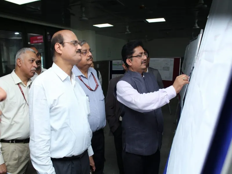 यात्रियों की क्षमता के अनुरूप बनाया जा रहा रेलवे स्टेशन :GM