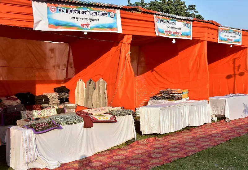मुरादाबाद के खादी वस्त्र और रामपुर की जरी जरदोजी को मिल रहा बढ़ावा