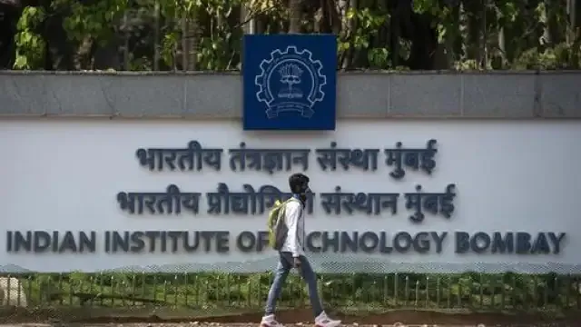  आईआईटी-बी के तीन पूर्व छात्रों ने स्वास्थ्य जांच किट बनाई, 30 सेकंड में देती है परिणाम