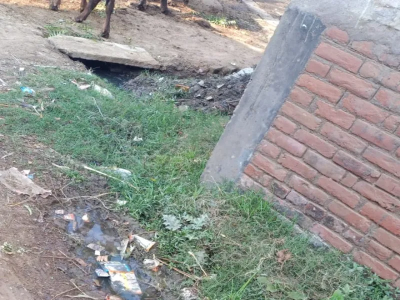 रायबरेली: सफाई में प्रति माह खर्च हो रहे 45 लाख 36 हजार, फिर भी गांव-गांव फैली है गंदगी