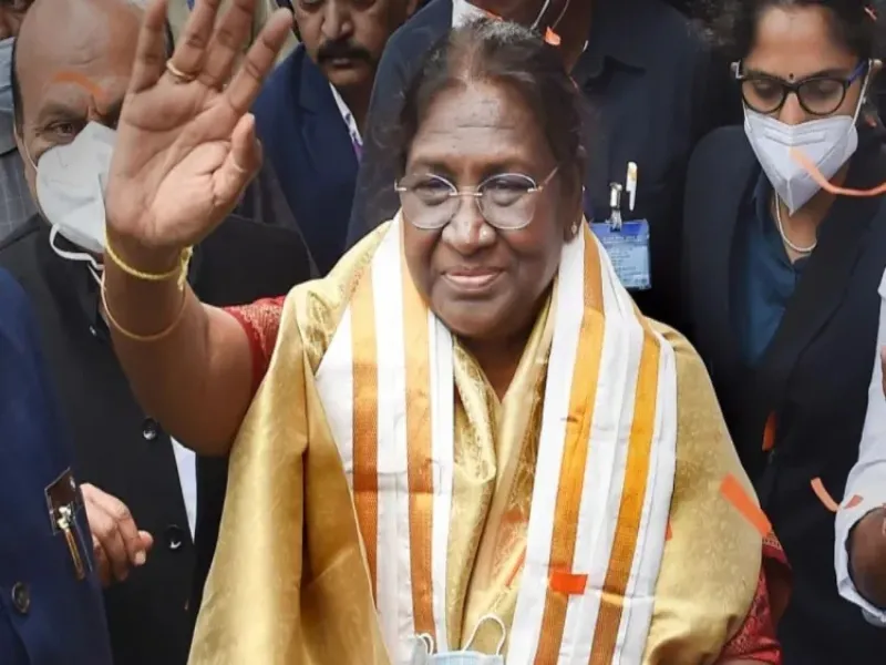 आज वाराणसी आएंगी राष्ट्रपति द्रौपदी मुर्मू, काशी विश्वनाथ धाम में करेंगी पूजन 