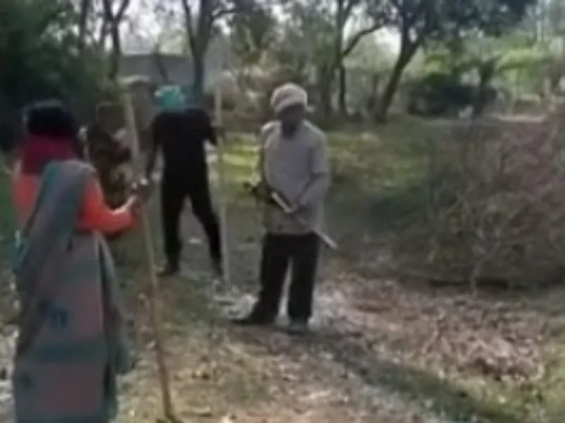 रायबरेली में दो पक्षों के विवाद में खुलेआम लहराए असलहे, पुलिस ने लिया ये बड़ा Action 